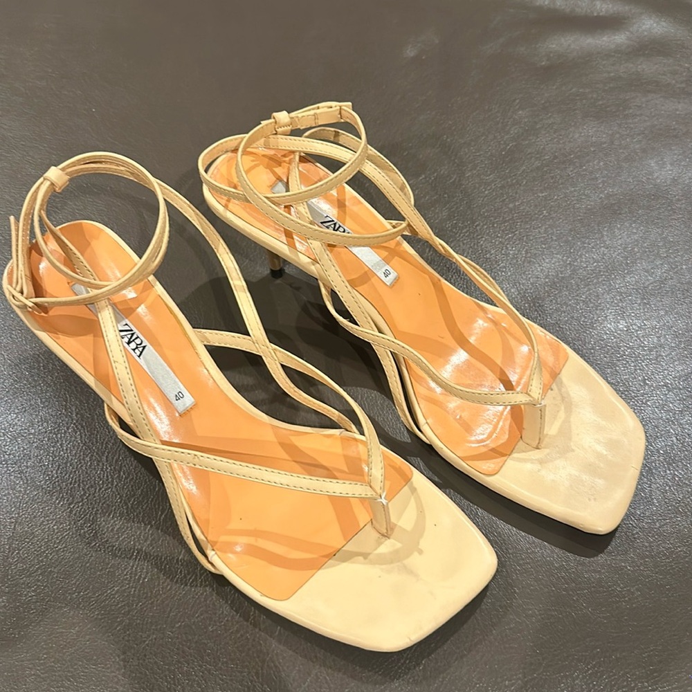 ZARA Heeled sandals with thin yellow straps